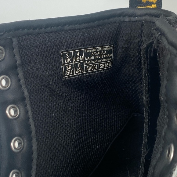 Dr. Martens Black Interior Label Boots - Picture 5 of 5